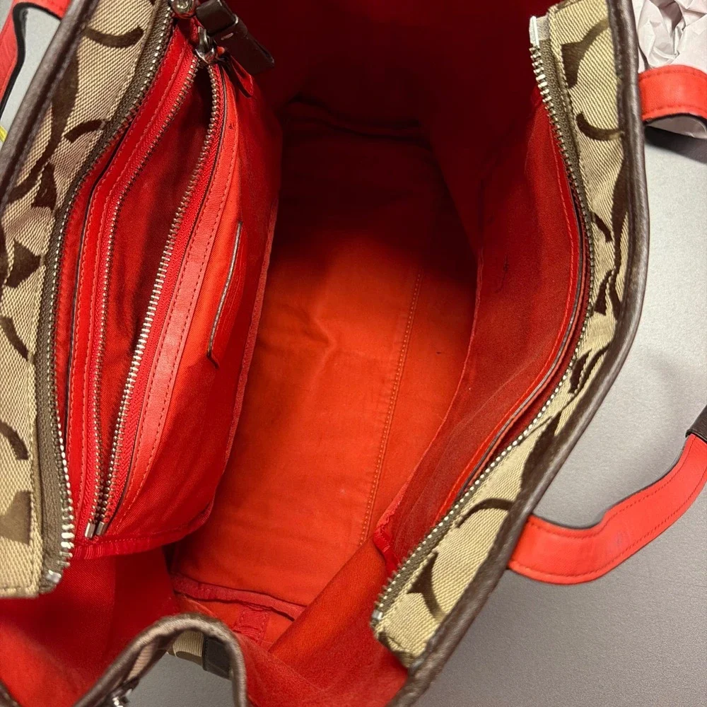 Coach Signature Stripe Canvas Tote Bag Khaki Brown Red Zip Top Shoulder Purse